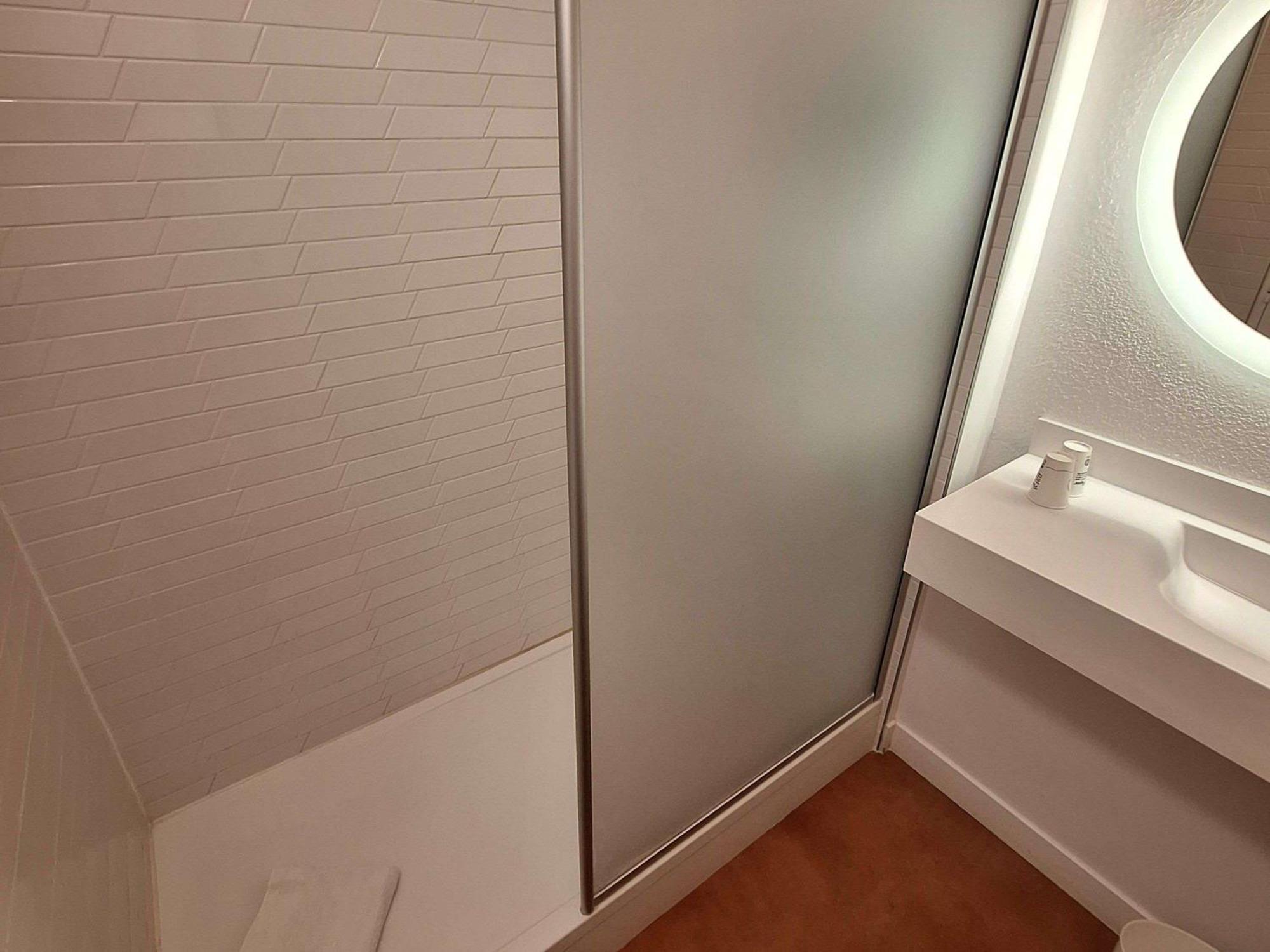 Ibis Styles Toulon Centre Port Hotell Eksteriør bilde
